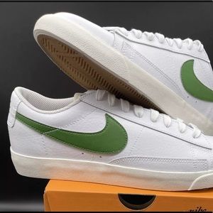 Meet your Posher, Manuel